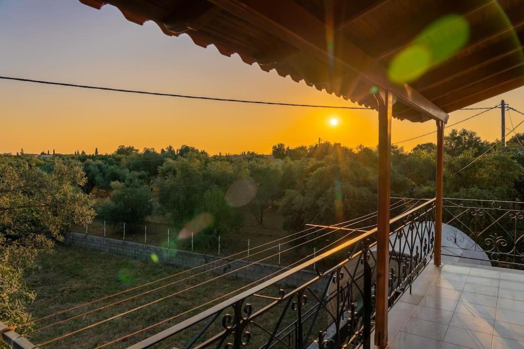 Afroditi Holiday Home- Green View Apartment Svoronata Buitenkant foto