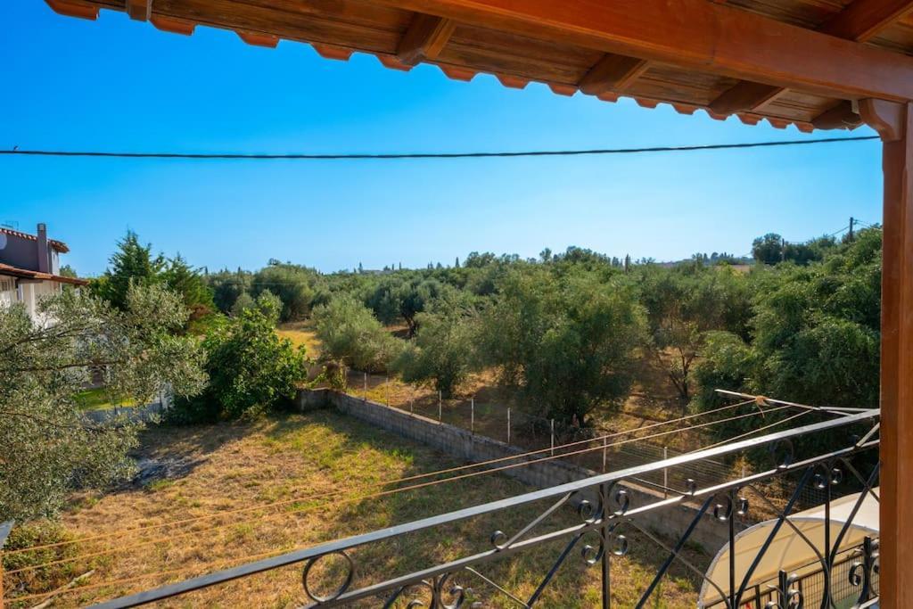 Afroditi Holiday Home- Green View Apartment Svoronata Buitenkant foto