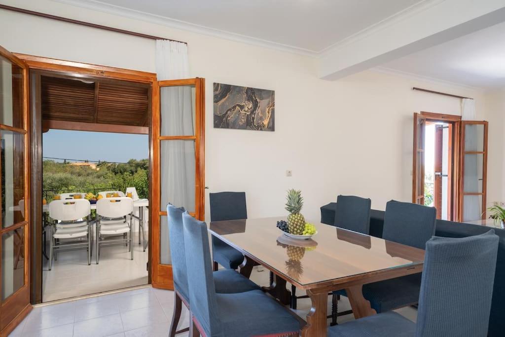 Afroditi Holiday Home- Green View Apartment Svoronata Buitenkant foto