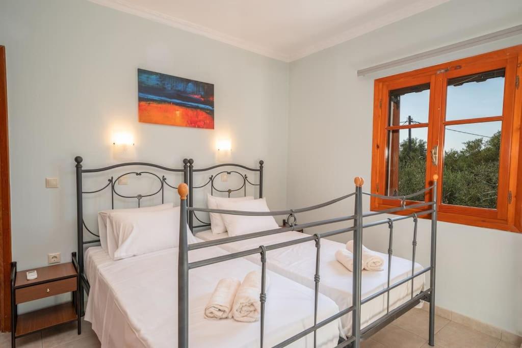 Afroditi Holiday Home- Green View Apartment Svoronata Buitenkant foto