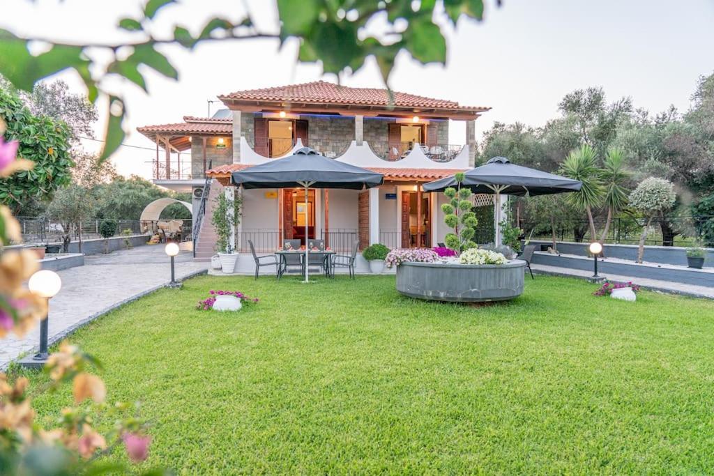 Afroditi Holiday Home- Green View Apartment Svoronata Buitenkant foto